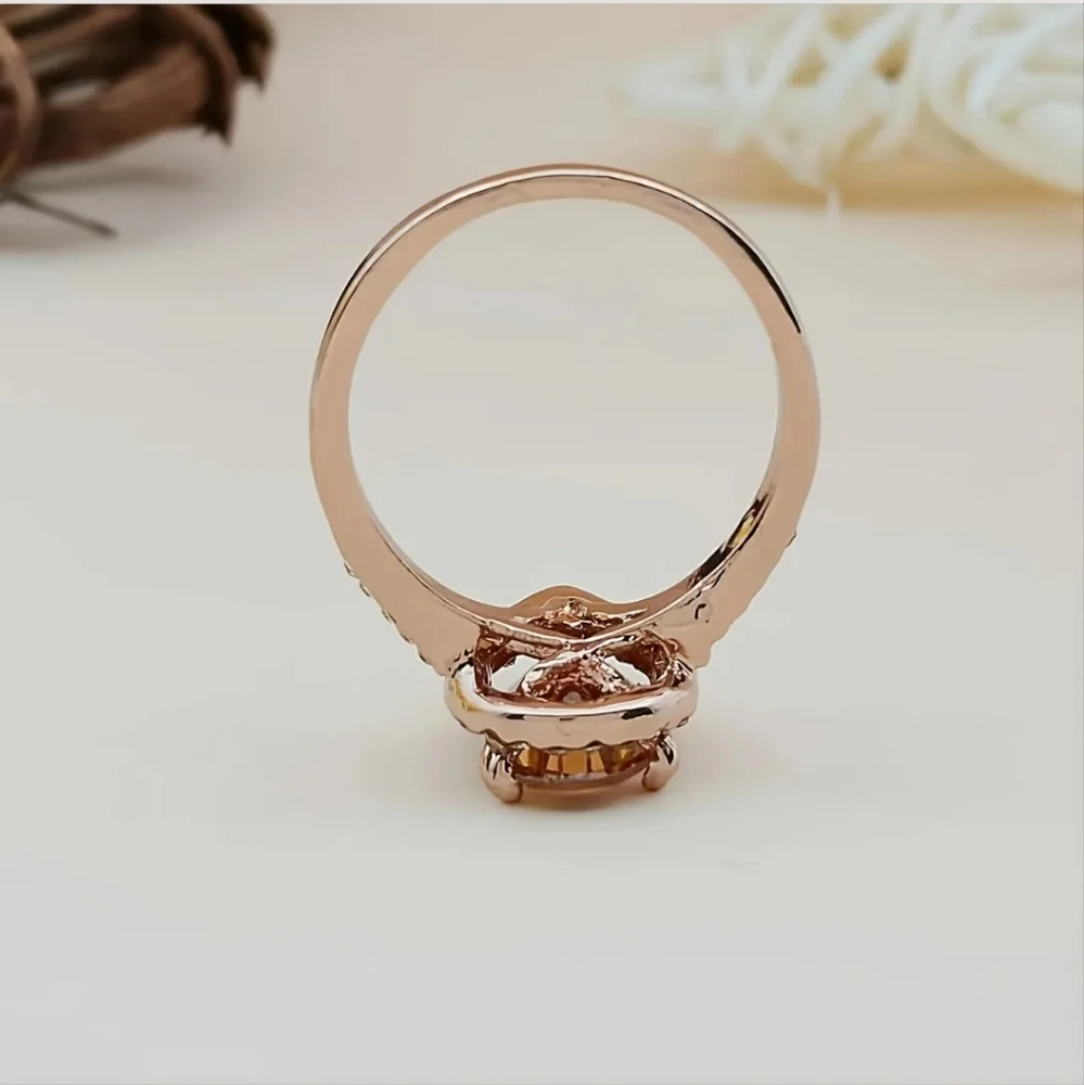 2.50 C Pear Shape Simulated Pink Morganite & White CZ Elegant Ring. - Picture 6 of 8